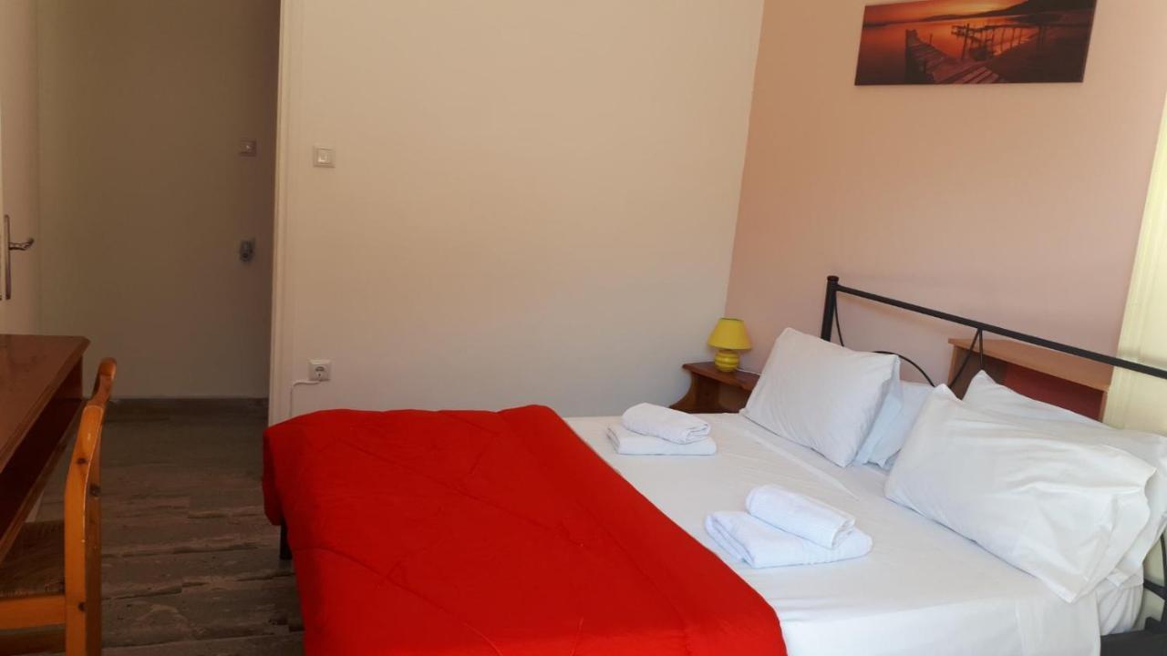 Katerina Apartments Kalamata Ngoại thất bức ảnh