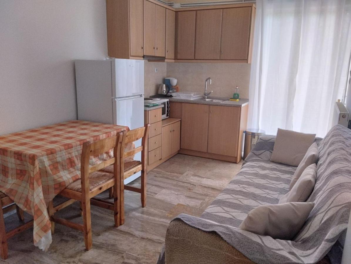 Katerina Apartments Kalamata Ngoại thất bức ảnh