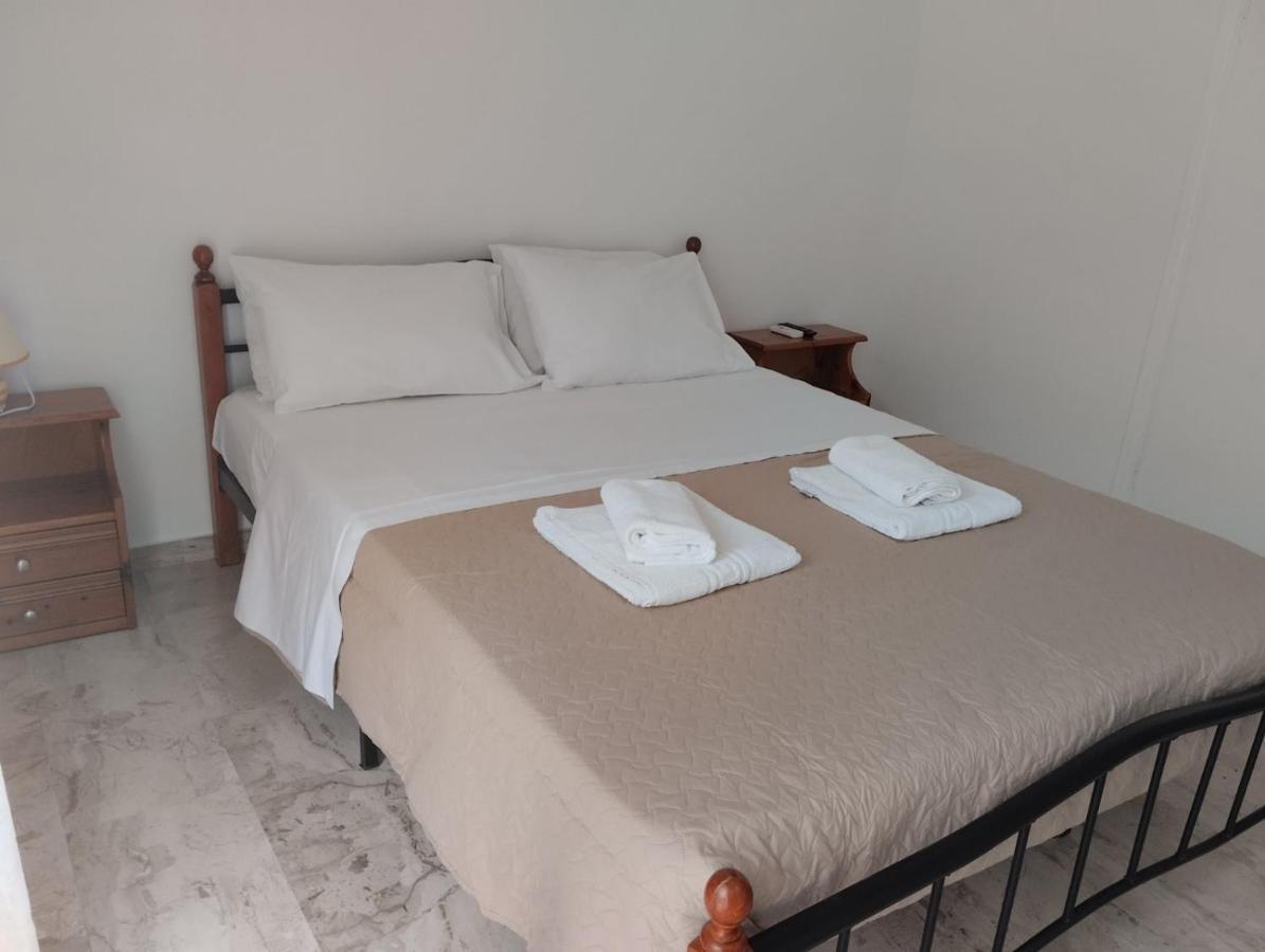 Katerina Apartments Kalamata Ngoại thất bức ảnh