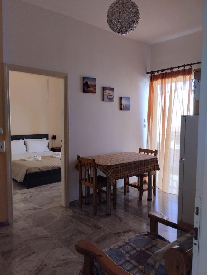 Katerina Apartments Kalamata Ngoại thất bức ảnh