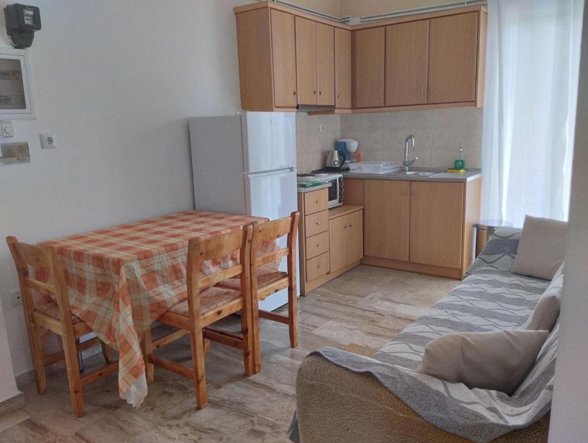 Katerina Apartments Kalamata Ngoại thất bức ảnh