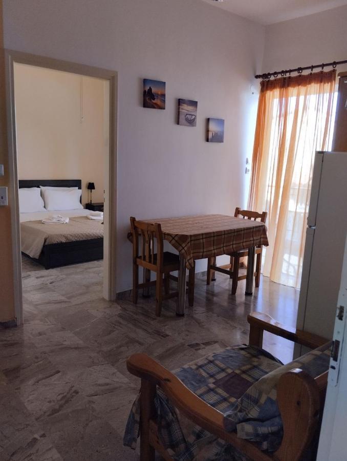Katerina Apartments Kalamata Ngoại thất bức ảnh