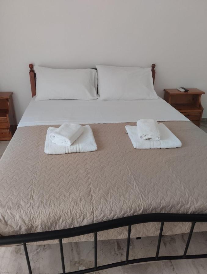Katerina Apartments Kalamata Ngoại thất bức ảnh