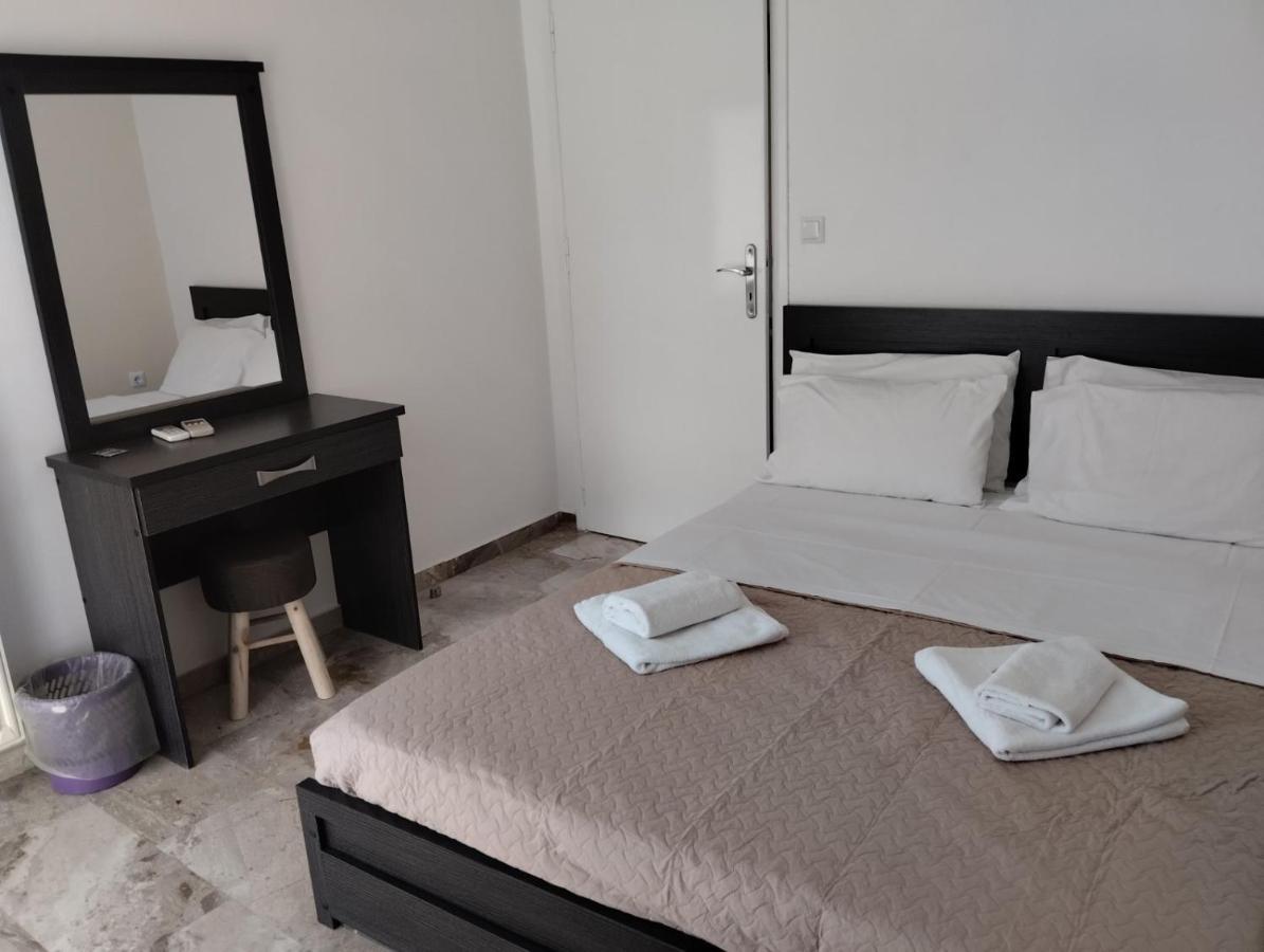 Katerina Apartments Kalamata Ngoại thất bức ảnh
