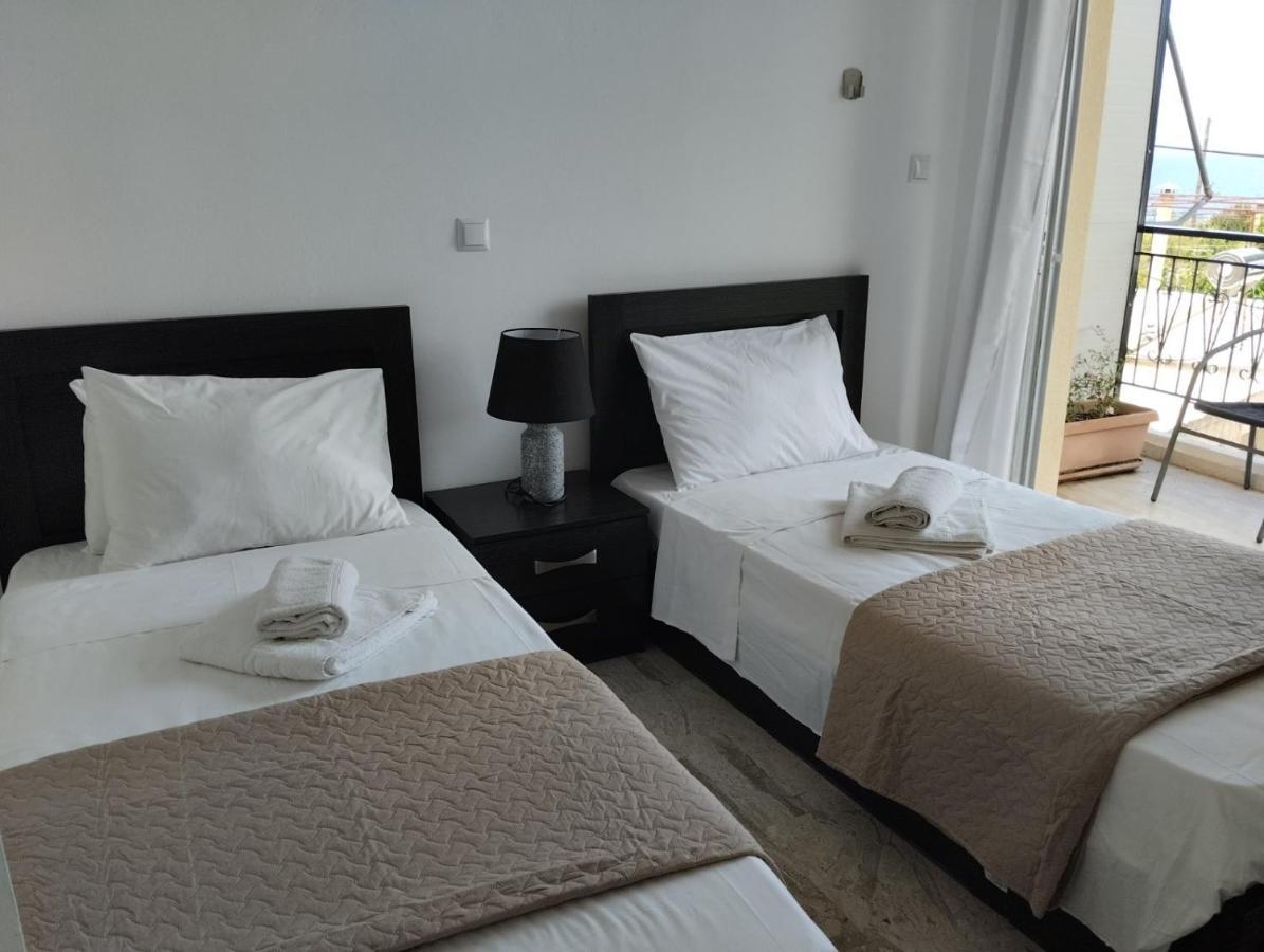 Katerina Apartments Kalamata Ngoại thất bức ảnh