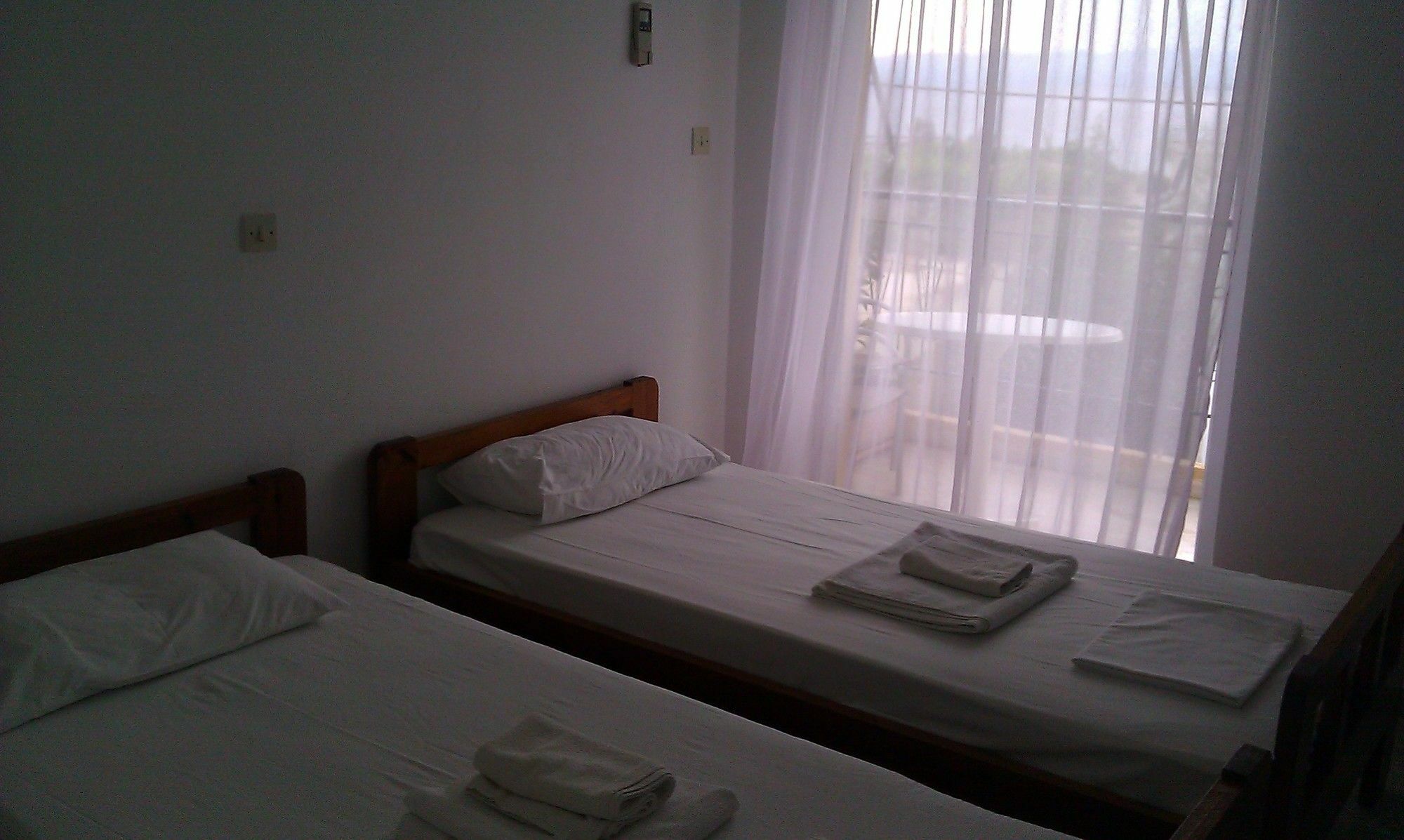 Katerina Apartments Kalamata Ngoại thất bức ảnh